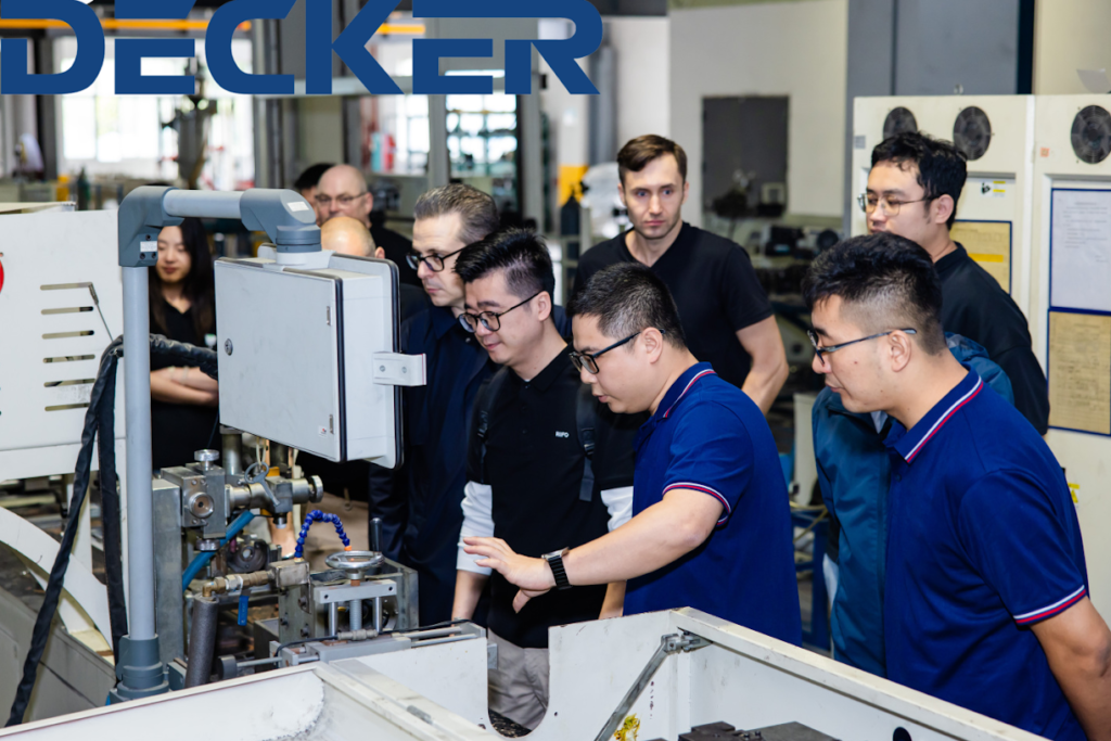 Đội ngũ chuyên gia tại Nhà máy Decker Việt Nam